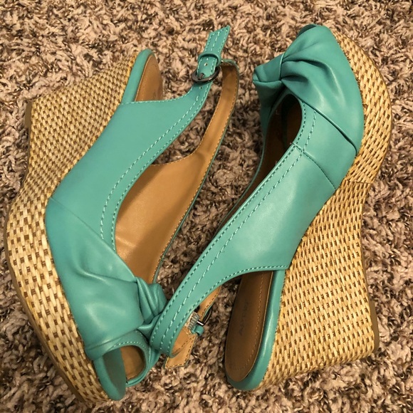 Apt. 9 wedge sandals - Picture 2 of 2